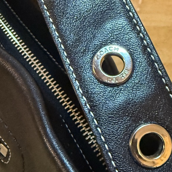 Vintage COACH 1417 Black Leather East West Legacy Shoulder Bag Tassel Silver - Picture 12 of 16